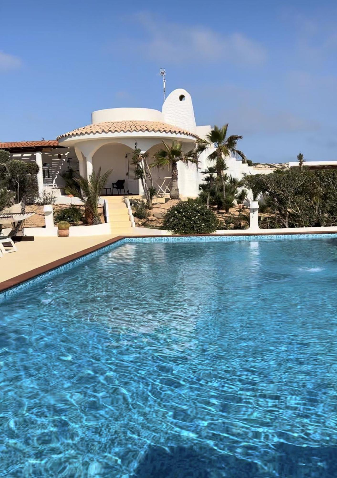 Oasi Di Casablanca Hotel ลัมเปดูซา ภายนอก รูปภาพ