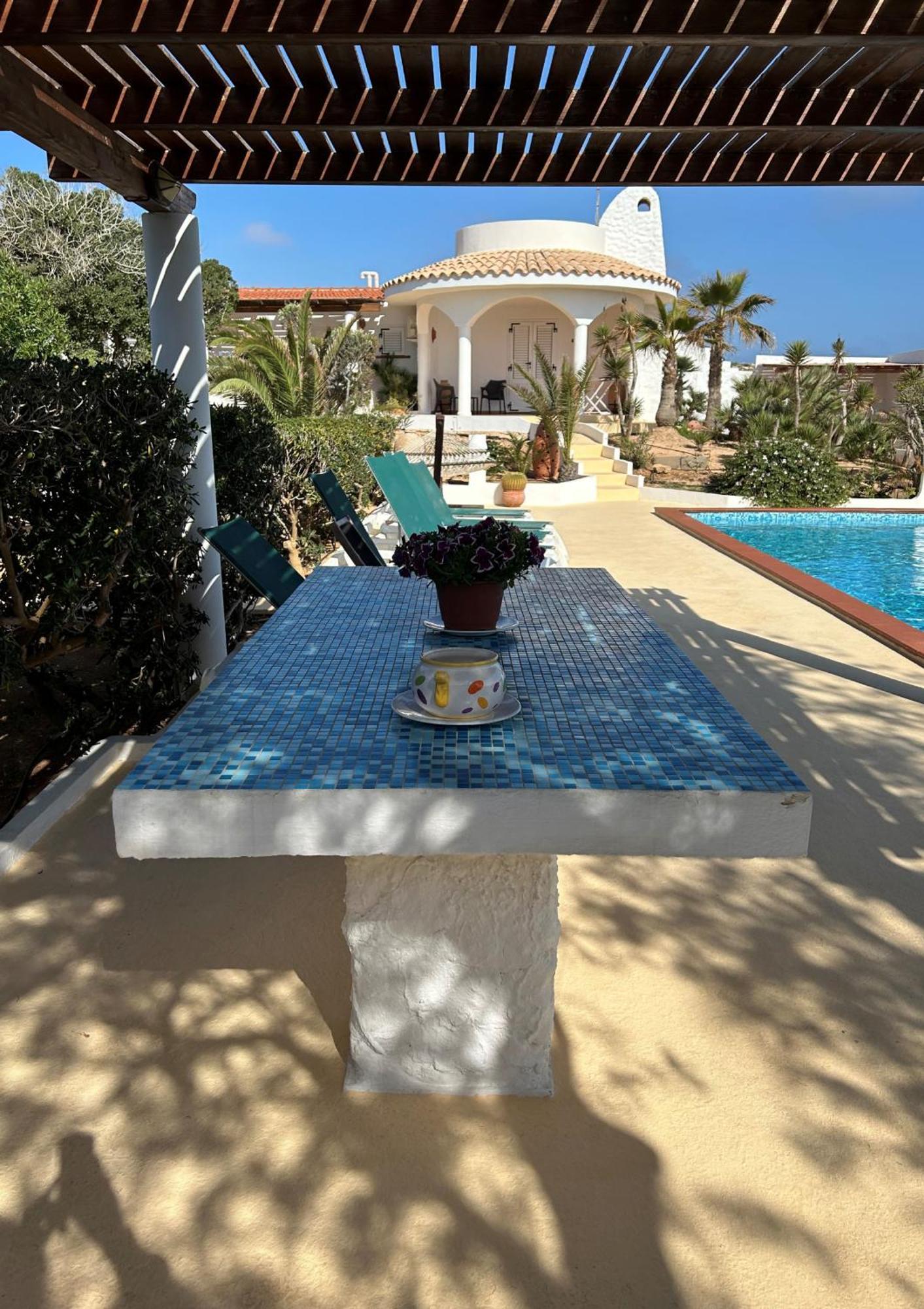 Oasi Di Casablanca Hotel ลัมเปดูซา ภายนอก รูปภาพ